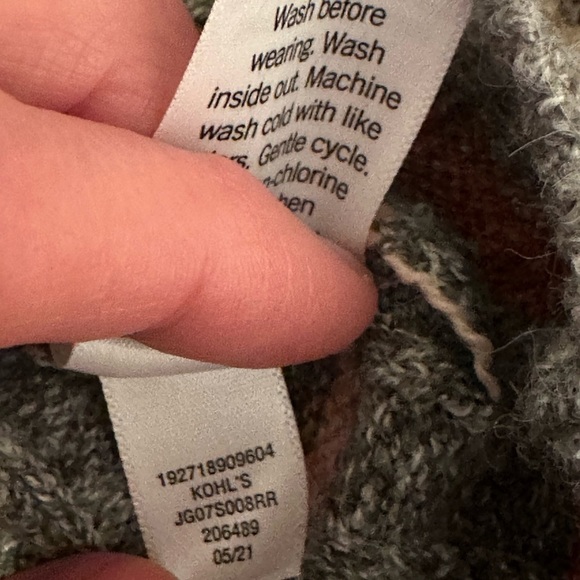 SO Grey Stripe Crew Ribbed Sweater Women's Sz. Small NWT - Picture 7 of 8